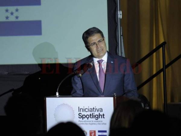 En el evento participó el presidente de la República, Juan Orlando Hernández. Foto Alejandro Amador / EL HERALDO