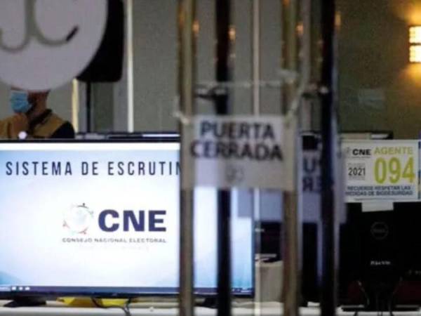 El sistema ha quedado paralizado desde el mediodía de este lunes.