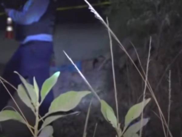 El cuerpo sin vida de la joven fue encontrado en una solitaria calles de la capital de Honduras.
