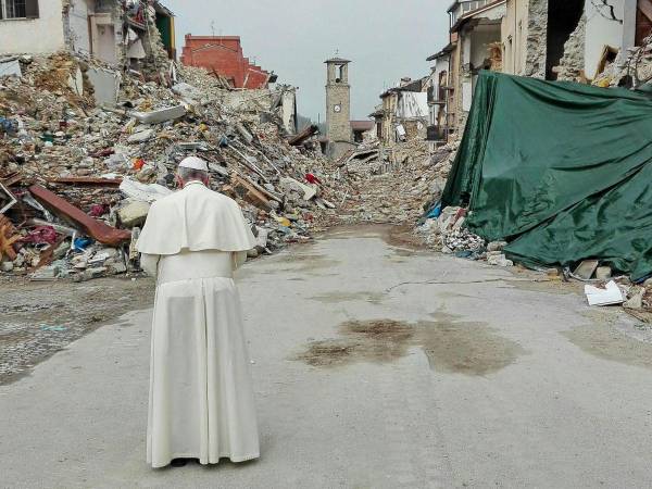 Uno de los logros del papa ha sido la total reforma de la gestión de las arcas del Vaticano que habían sido objeto de enormes irregularidades, como se ha comprobado en diferentes juicios, entre ellos el que se lleva a cabo en estos meses contra el ex Sustituto de la Secretaría de Estado el cardenal Angelo Becciu como principal acusado.