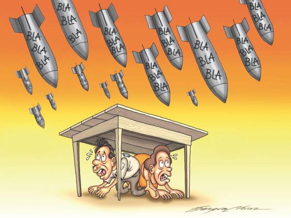 ¡No para el bombardeo político!