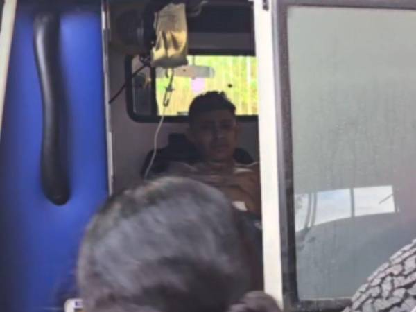 Según el testimonio del afectado, los atacantes se movilizaban a bordo de una motocicleta.