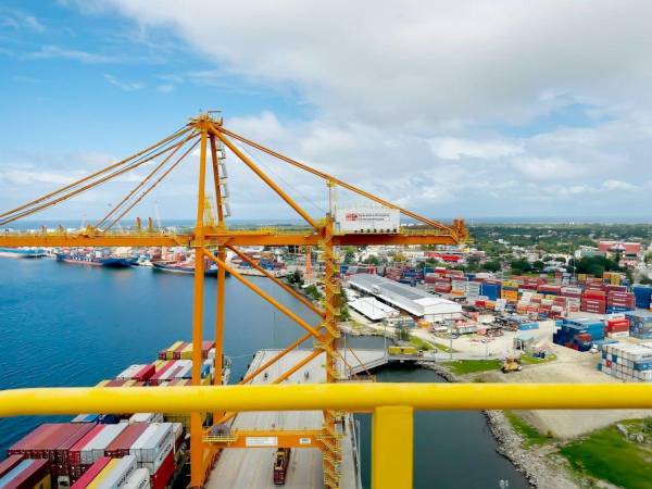 La modernización de la infraestructura marítima fortalece la competitividad regional, transformando a Centroamérica en un punto estratégico de inversión.