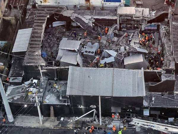 Las brigadas de rescate permanecerán en el lugar hasta que exista una sola persona buscando a un familiar desaparecido.