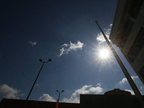 Las altas temperaturas van a continuar este lunes en la mayor parte del territorio nacional por lo que se recomienda a la población que tomen las medidas de prevención.