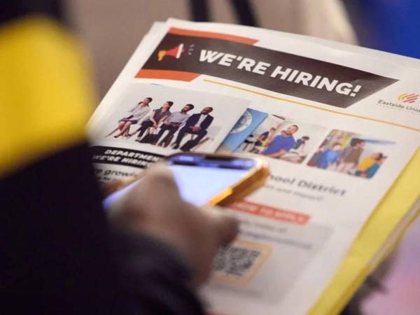 ¿Habrá exención de visas temporales para cubrir la alta demanda laboral en sectores como hotelería y turismo durante el Mundial? Esto se sabe.