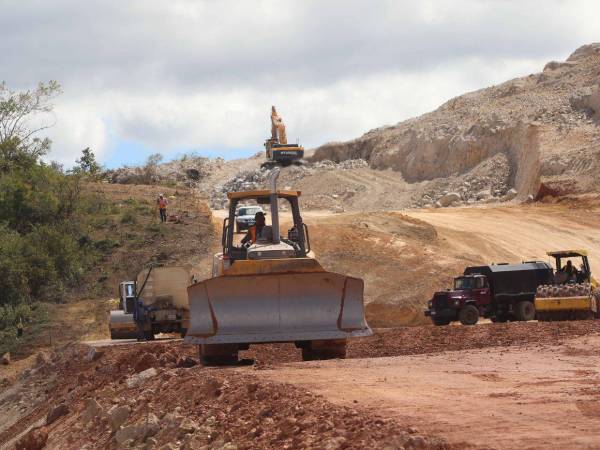 El proyecto financiado por el BCIE conectará La Cañada con El Tizatillo y se complementará con la ampliación del puente Germania para mejorar la movilidad capitalina.