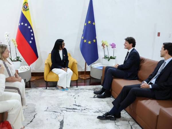 Durante la reunión se discutió una agenda de trabajo conjunta para avanzar en áreas estratégicas hacia una nueva etapa