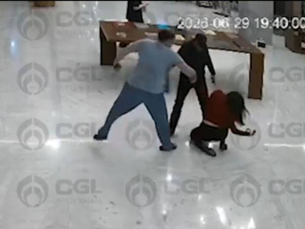 El video fue difundido públicamente esta semana, lo que provocó que las autoridades capitalinas iniciaran las investigaciones correspondientes.