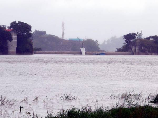 La represa Los Laureles mantienen actualmente un 83% de su capacidad. Sin embargo, autoridades de la Unidad Municipal de Agua Potable y Saneamiento recordaron saber administrar el vital líquido.