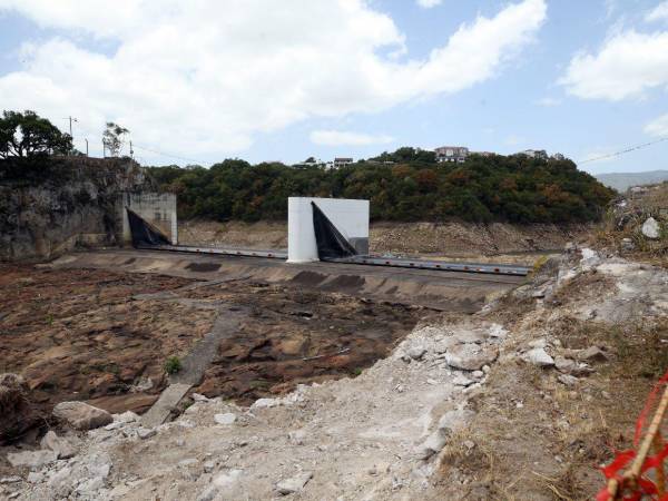 La sequía meteorológica se intensifica en Tegucigalpa, donde las lluvias están 34% por debajo del promedio y los embalses siguen perdiendo reservas.