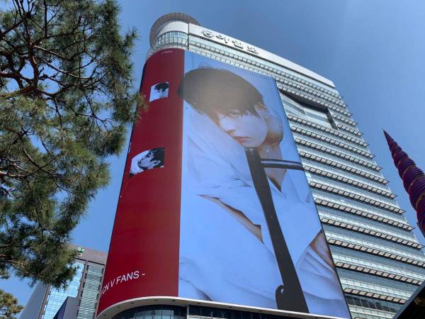 La banda surcoreana BTS regresa a los escenarios este sábado en Seúl tras su pausa por el servicio militar obligatorio