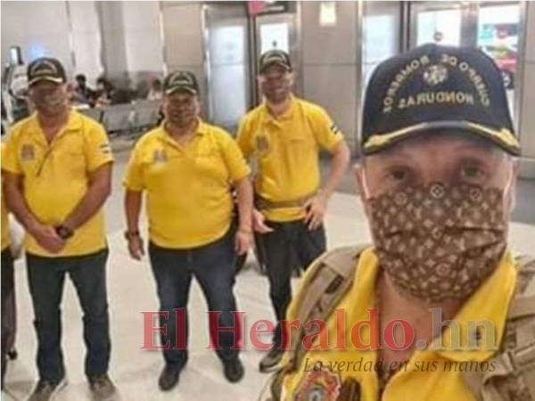 La comitiva que fue enviada por los Bomberos era de cuatro personas, pero en total fueron seis con el representante de la empresa de Israel.