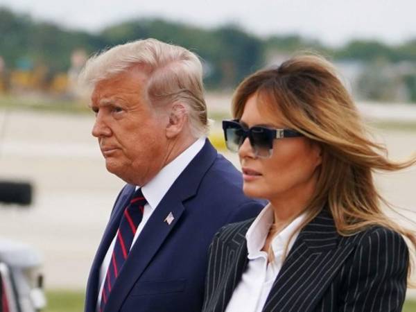 El presidente Trump y su esposa Melania dieron positivo por covid-19. AFP.