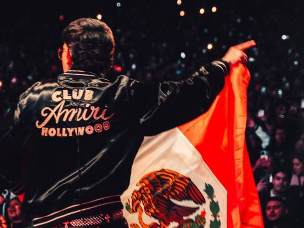 La música de despecho, melancolía y sonidos sierreños que ha conquistado a millones de jóvenes en América Latina aterrizará finalmente en Tegucigalpa.
