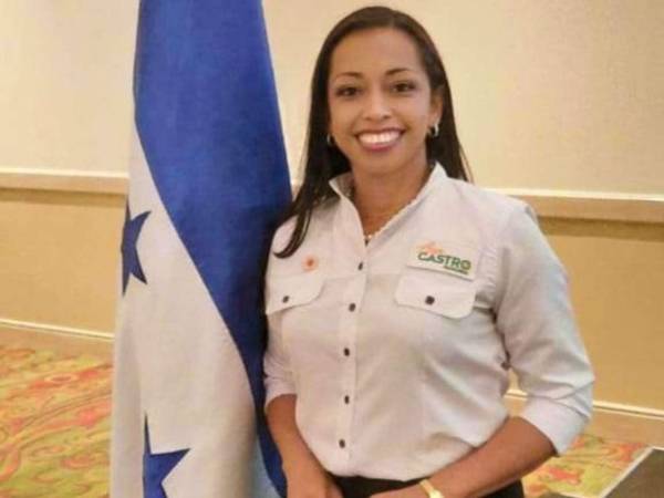 Castro promete fortalecer la Oficina Municipal de la Mujer. Foto: El Heraldo