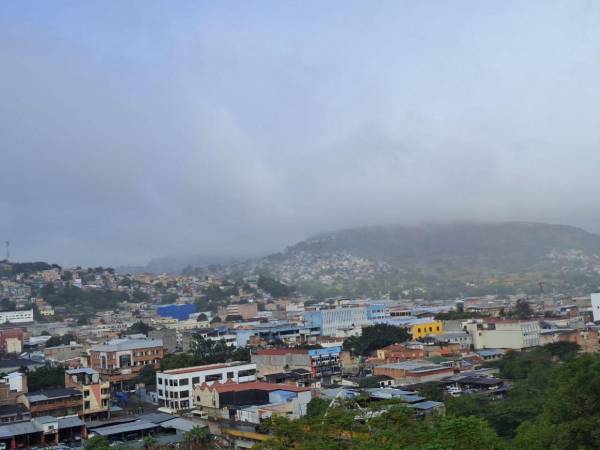 Se espera que en la zona norte del país continúen las lluvias y en gran parte del territorio temperaturas bajas.