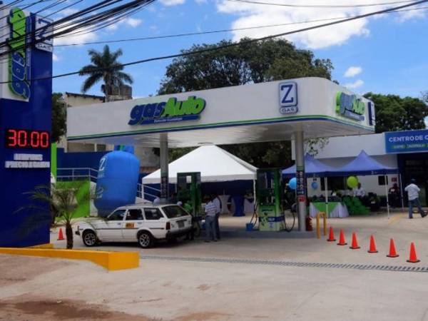 El LPG vehicular tuvo una leve rebaja de ocho centavos.