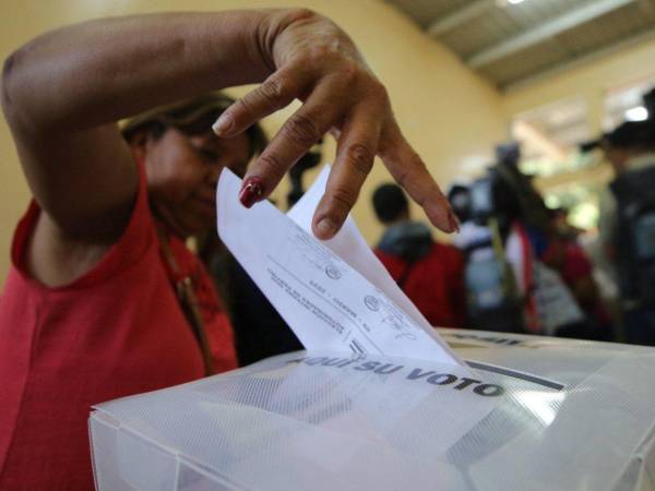 Para llegar a este proceso electoral se vivieron decenas de hechos que marcaron la historia política del país.