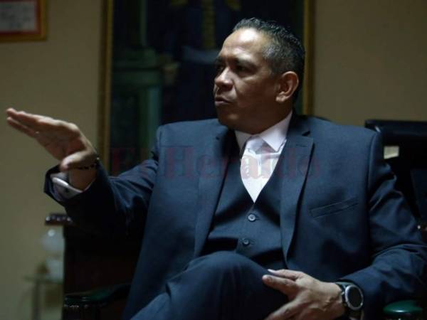 Mario Noé Villafranca, médico oncólogo hondureño y actual vicepresidente del Congreso Nacional de Honduras. Foto: Emilio Flores / El Heraldo.