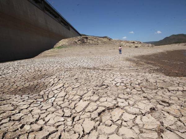 En varios días de lluvias el embalse apenas ha conseguido recuperar una fracción de su capacidad.