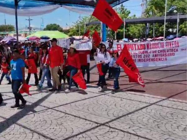 Uno de los políticos oficialistas presentes en el acto fue el diputado Mauricio Rivera.