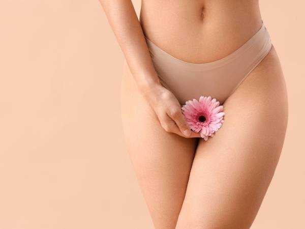 El calor favorece el aumento de infecciones en las mujeres, un especialista da consejos de prevención.