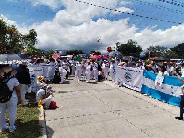 Las enfermeras llevan 10 días de protestas a nivel nacional, exigiendo a las autoridades de Salud que les cumplan con los acuerdos.