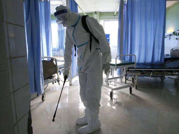 La República Democrática del Congo enfrenta su decimosexto brote de ébola, que ya ha causado 28 fallecidos y 81 casos en la provincia de Kasai.