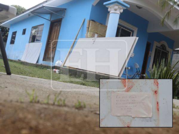 En la imagen, el inmueble donde operaba de forma irregular Unifín, en Choloma. Este rótulo donde se indica que no operarán esta semana levantó alarmas.