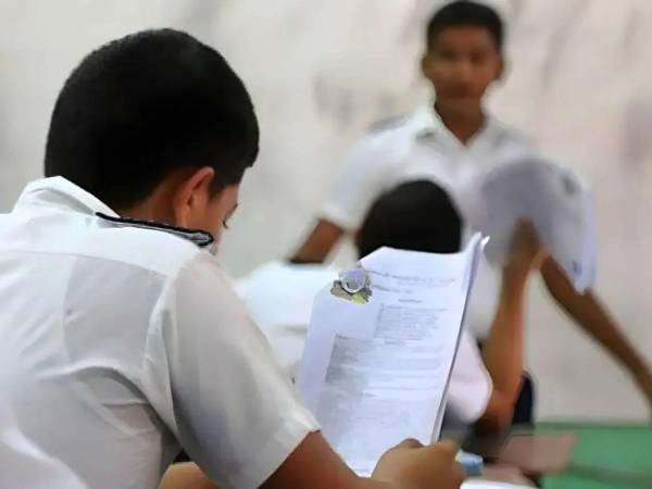 Los estudiantes de séptimo y décimo grado son los que más están repitiendo este año escolar.