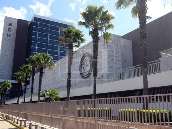 30 lempiras por cilindro de gas licuado propano de 25 libras, en promedio, aplica el gobierno desde finales de febrero de 2022.