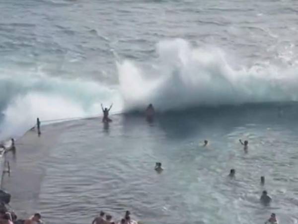 Las víctimas fueron sorprendidas mientras se bañaban en una piscina natural de Isla Cangrejo.