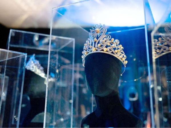 La exhibición estará abierta hasta el 23 de noviembre, de martes a domingo, de 11:00 a.m. a 7:00 p.m.