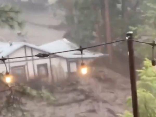 Las autoridades atribuyen los hechos a las lluvias monzónicas que cayeron en un área afectada por históricos incendios forestales en 2024.