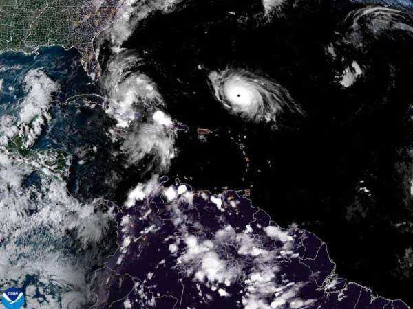 Florida, Carolina del Norte, Carolina del Sur, Georgia, las Bahamas y Bermudas son las regiones bajo vigilancia por marejadas, lluvias e inundaciones.