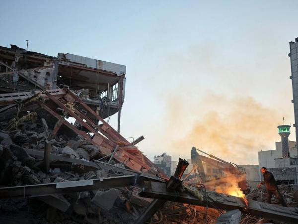 EE UU ha reconocido un amplio arsenal usado contra Irán, pero no ha confirmado el número de heridos.