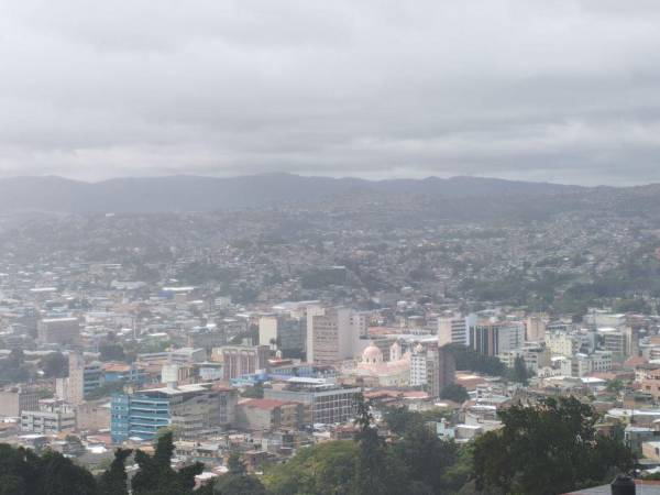 Las temperaturas bajas se mantendrán en la capital de Honduras por el ingreso de un nuevo frente frío.
