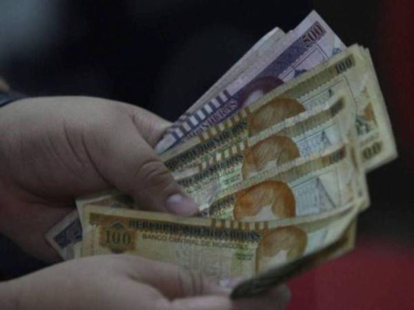 Los sectores empresariales y obreros llegaron a un acuerdo este lunes para definir el salario mínimo para 2026 y 2027.