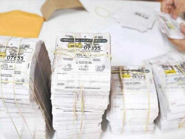 Este retraso se une a la tensión interna por la demora en la instalación de los dispositivos GPS, indispensable para rastrear las maletas electorales.