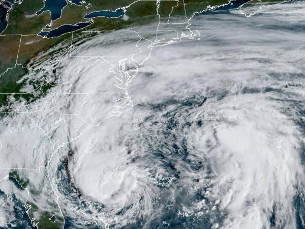 Hasta ahora suman nueve ciclones este año en el Atlántico: los huracanes Erin, Gabrielle, Humberto e Imelda, y las tormentas Andrea, Barry, Chantal, Dexter, y Fernand.