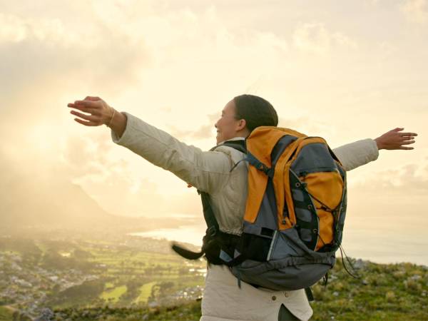 La campaña “Continúa con tu vida” promueve esperanza y conocimiento sobre el VIH en Honduras.