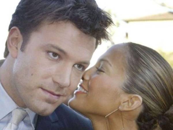 La pareja se ha convertido en una de las favoritas del espectáculo, por lo que sus miles de fanáticos los bautizaron como 'Bennifer'. Foto: AFP