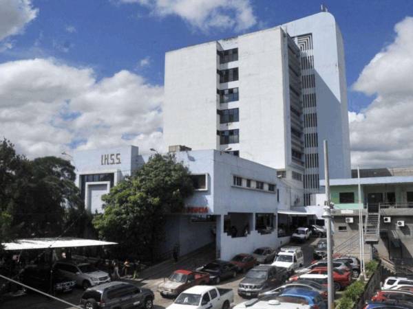 Aunque muchas oficinas estarán de asueto, el IHSS mantiene abiertos los servicios esenciales para que los derechohabientes no se vean afectados.