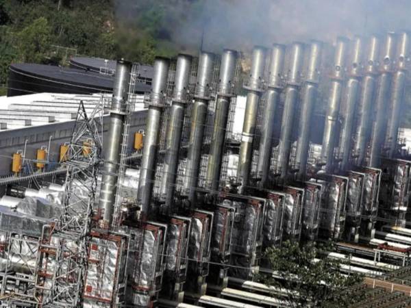 En 4.7% se elevó el consumo de búnker que emplean las térmicas para generación de energía eléctrica en el país comparado al primer cuatrimestre de 2025.
