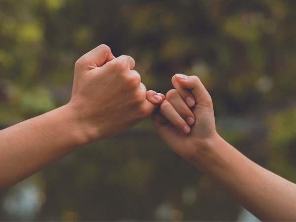 Amor en la cancha: Historias románticas de futbolistas hondureños en 2023