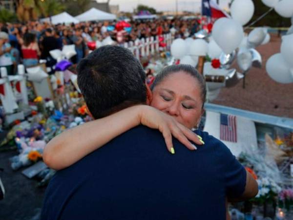 El tiroteo en El Paso dejó 22 personas muertas, la mayoría de origen hispano. Foto: AP