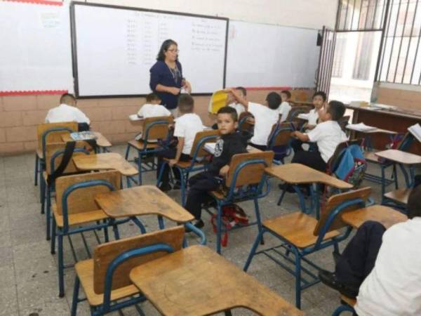 En Honduras cuatro de cada diez niños, niñas y adolescentes en edad escolar se mantienen fuera del sistema educativo.