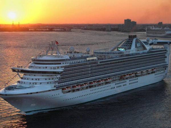 El crucero tiene programado llegar a Puerto Cañaveral, a las afueras de Orlando, el próximo 11 de mayo, de acuerdo con el portal de seguimiento de cruceros CruiseMapper.