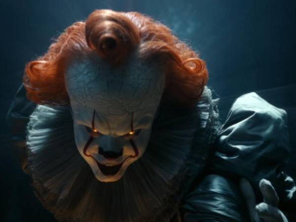 La precuela del universo de It no solo ha revivido al temido Pennywise, también se ha convertido en una de las producciones más comentadas del momento. Entre elogios, polémicas y récords de audiencia, It: Welcome to Derry se posiciona como un verdadero fenómeno del terror en la plataforma.